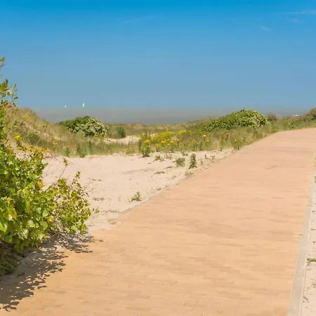 Apartment Calista 213 With Balcony By Interhome Bredene